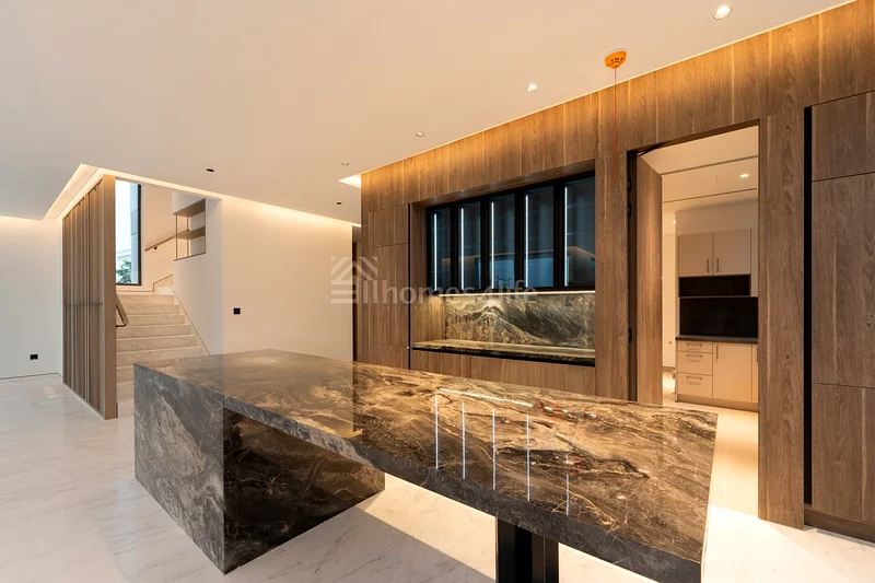PARK VIEW | MARBLE FLOORING | LARGEST PLOT63736528472834114