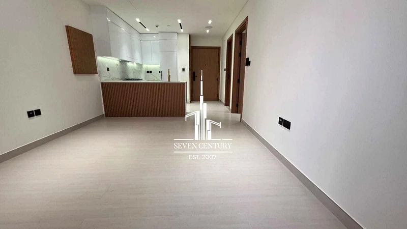 غير مفروش | جديد بالكامل | موقع متميز63785586302977113