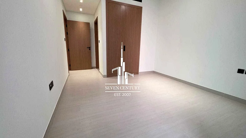 غير مفروش | جديد بالكامل | موقع متميز63785586302977112