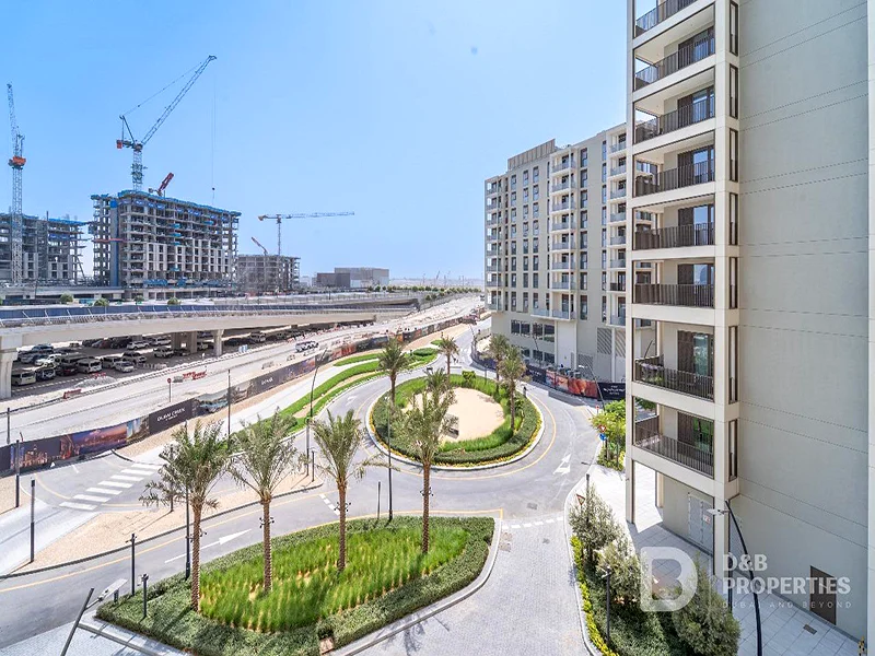 Prime Location | Spacious Low Floor Unit | Bright63760919154946110