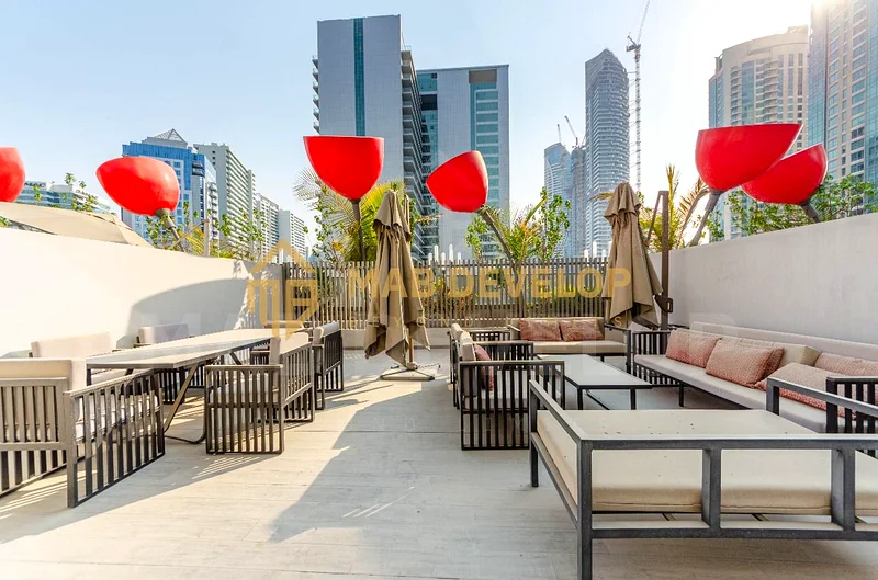 تصميم ضخم | أثاث فاخر | موقع متميز63798312928257110