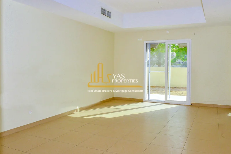 Single Row | Close to Pool | Spacious Layout63747172800257111