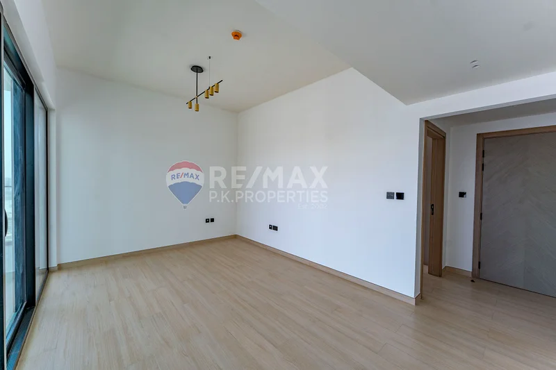 Community and Pool View | Unfurnished | Spacious63779401132673112