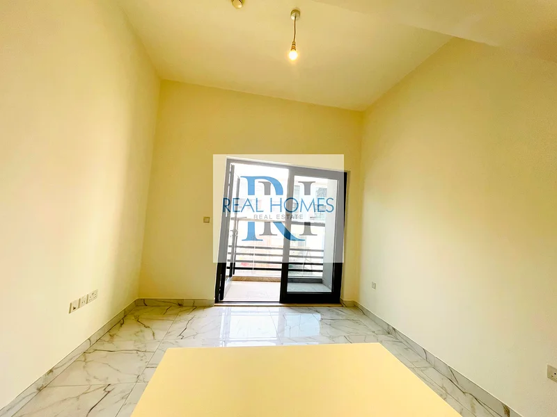 Prime Studio | Bright & Airy | Pool View63786429513857114