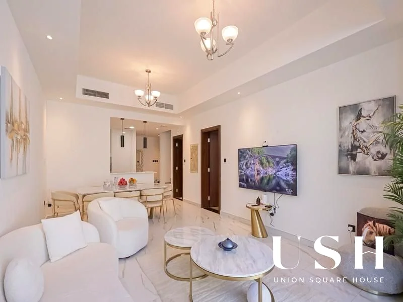 فيلا فاخرة من 4 غرف نوم بتصميم إيلي صعب | مؤثثة بالكامل | للإيجار63747901940738112