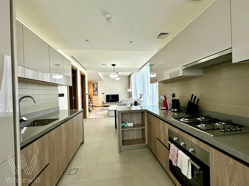Fully Furnished | Vacant | Excellent Location64016677759875114