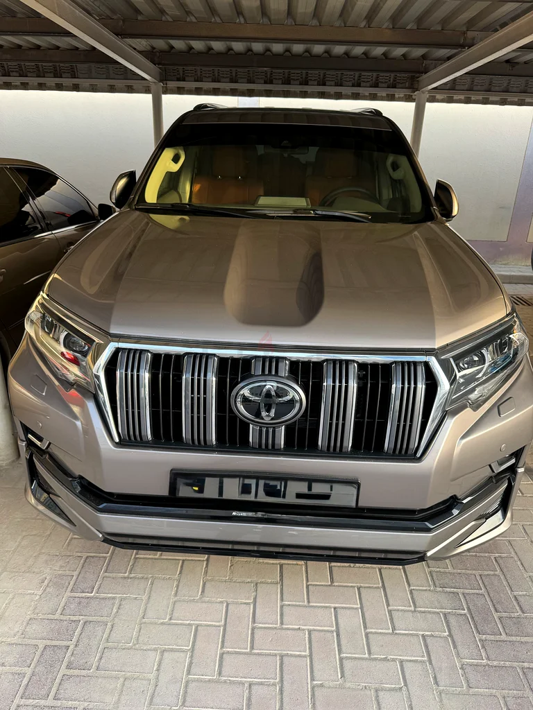 تويوتا برادو 2023 V6 VXR خيار كامل - مواصفات الخليج - ضمن ضمان وعقد صيانة الفطيم63700380962946111