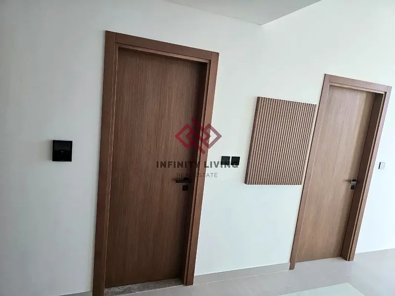 بингاتي توليب، حي جيه في سي 11، دوائر جميرا للقرية (جيه في سي)، دبي63787493715971114