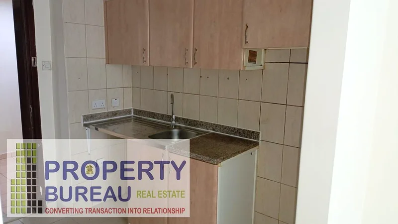 Spacious Studio – Ready to Move In- Near Bus Stop63741807906050113