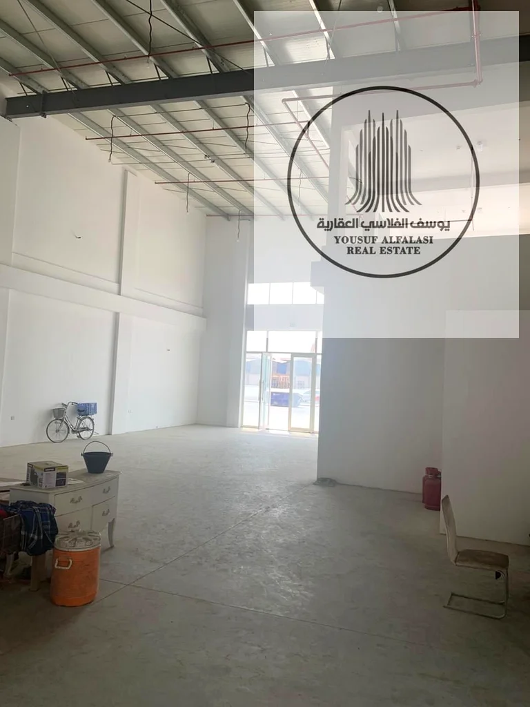 فرصة استثنائية لتأجير صالة عرض في عجمان - الجرف الصناعية 264074008066433114