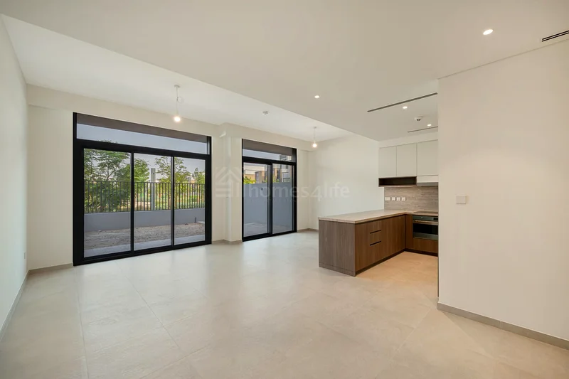 G+2  | 3BR + Family Lounge | Park View63733135126146112
