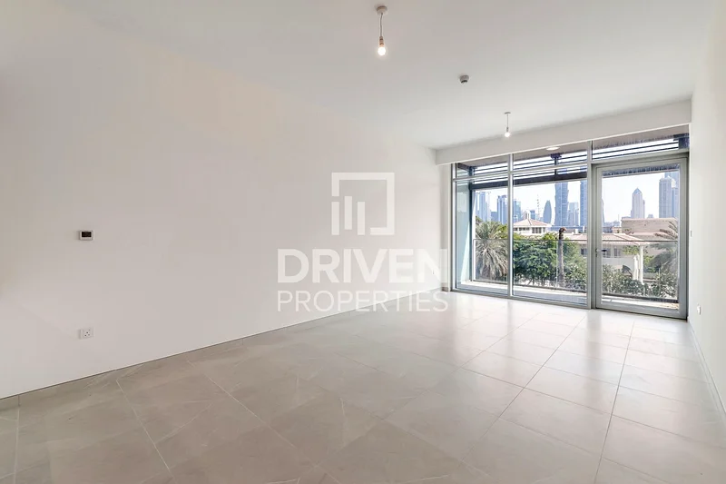 Vacant | Burj Khalifa View | Spacious Apt63949651607554113