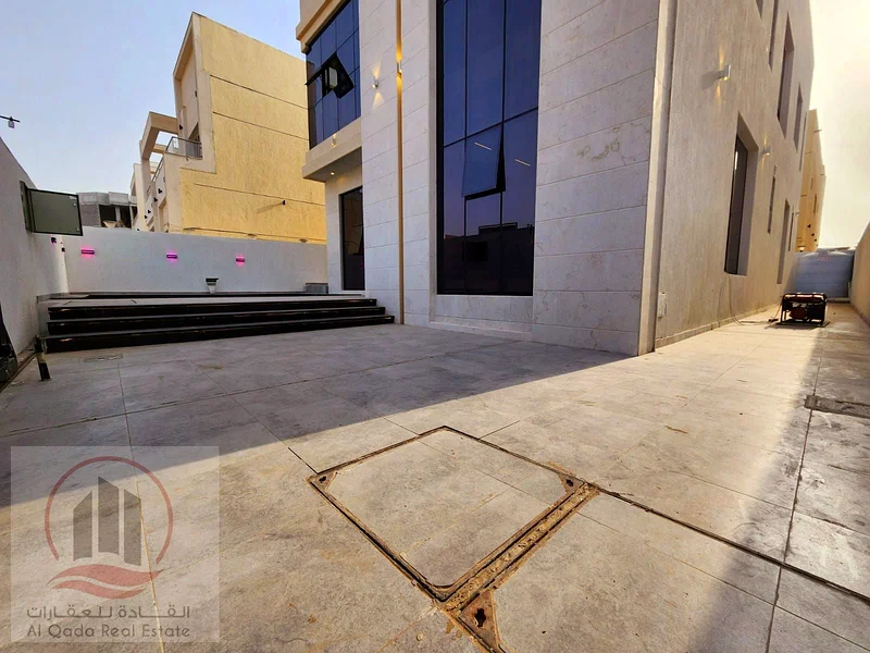 Villa for sale in Al Helio 2, Ajman.including registration fees. The villa has a swimming pool (5 master bedrooms, a large living room, a laundry room63912253725185114