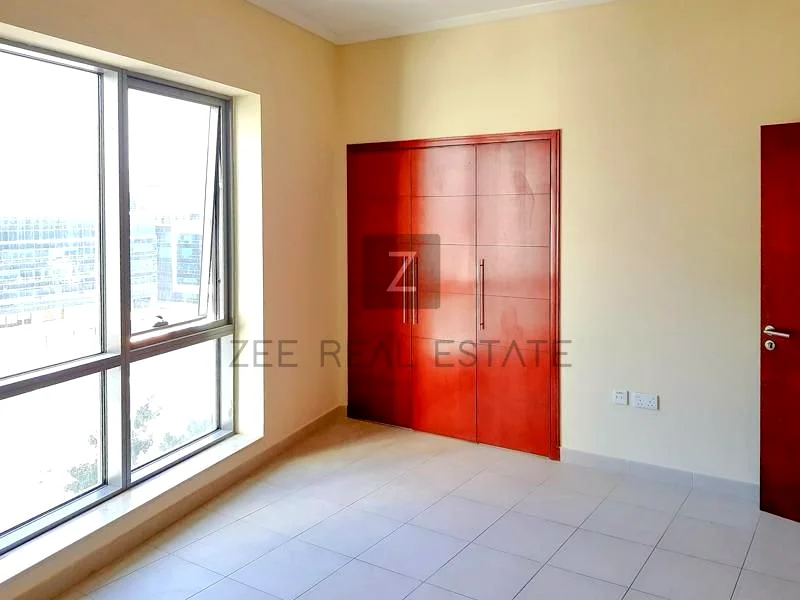 Burj Khalifa View | Spacious Layout | Vacant | Emaar63769647621762114