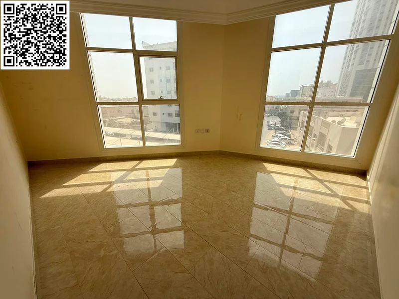 Apartment for the first tenant with a free month and free parking, three rooms and a hall for annua63719334994434113