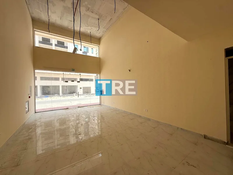 PRIME LOCATION BIG SHOP WITH ATTACHED BATHROOM FOR RENT IN AL YASMEEN, AJMAN64072889792514111