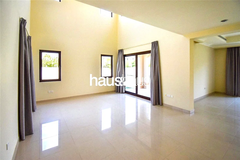 Exclusive | Type 4 | Huge Corner Plot63727028034691112