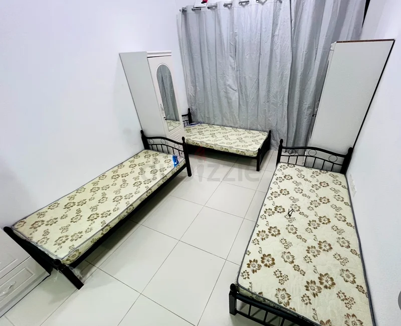 CLEAN MEN BED SPACE (NOT CROWDED- Opposite ADCB METRO STATION)63797193199745110
