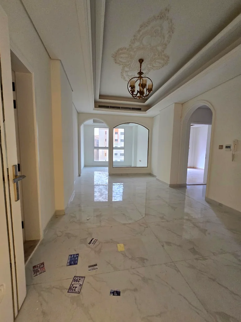 First-time occupancy apartment with swimming pool and gym 1-bedroom, 1-bathroom apartment (plus living room) – brand new Available for annual rent in63711958644994110