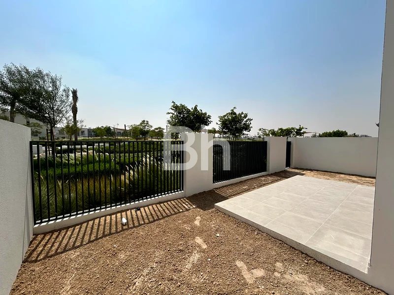 Directly On Central Park | Corner Unit | Modern63732207701763114