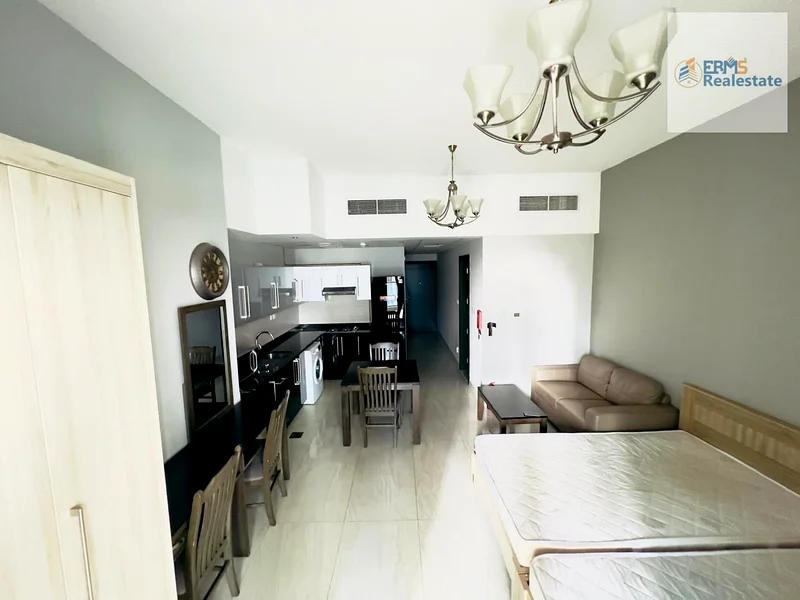 Bright Studio with Large Balcony & Uninterrupted Views – Business Bay”63798218924290113