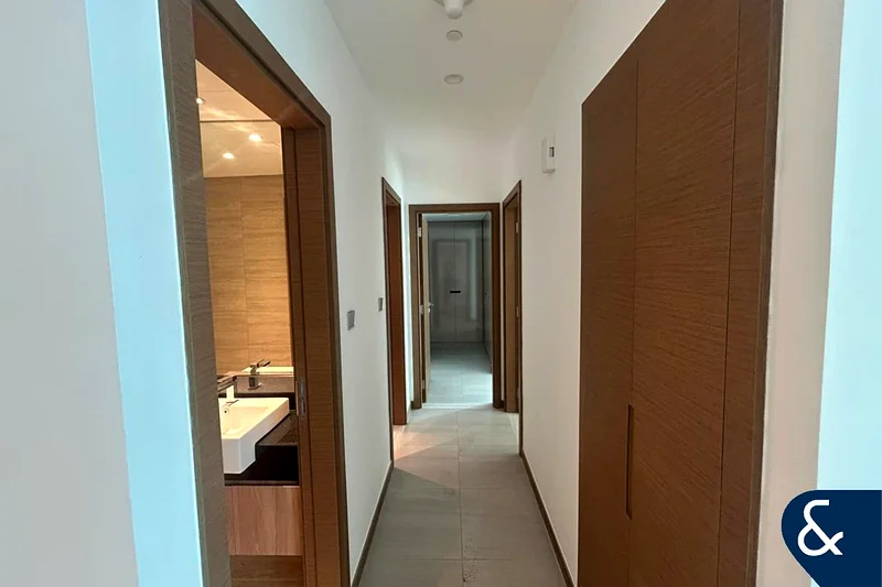 2 Bed | Furnished | Canal Views | Urban Oasis63792779226753113