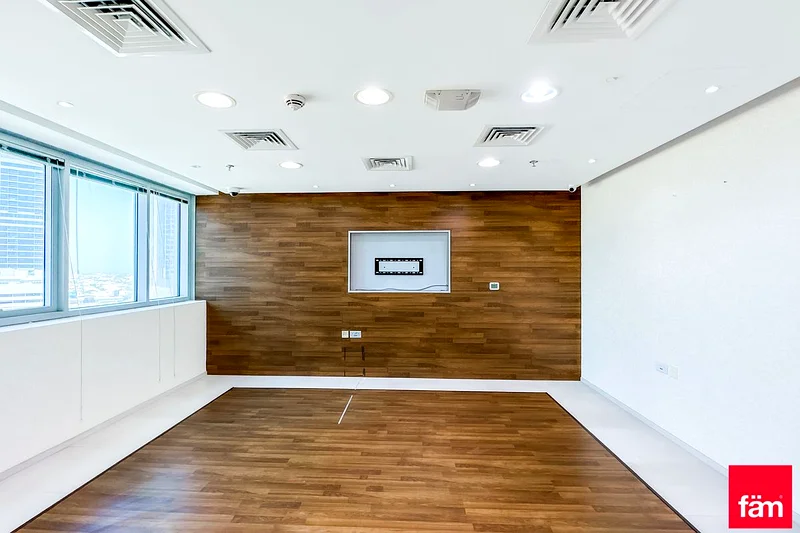 Exclusive | Fitted Office w/ Partition | 4 Parking63815336811907114