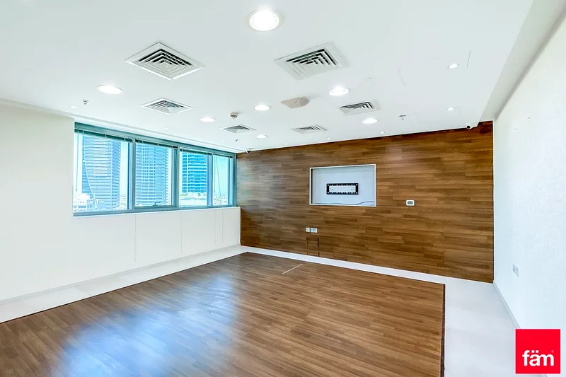 Exclusive | Fitted Office w/ Partition | 4 Parking63815336811907111