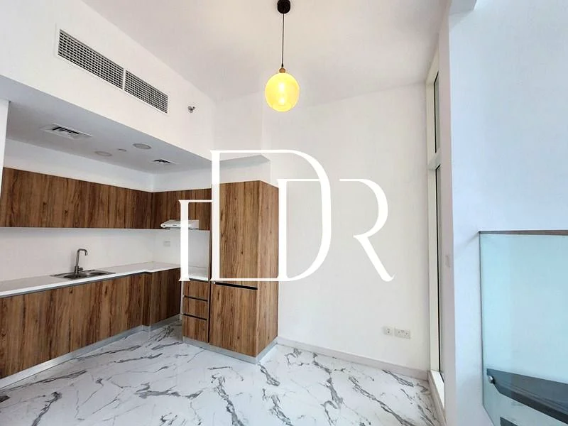 HOT DEAL | 2 BR Duplex *City View | Prime Location63839904243458114