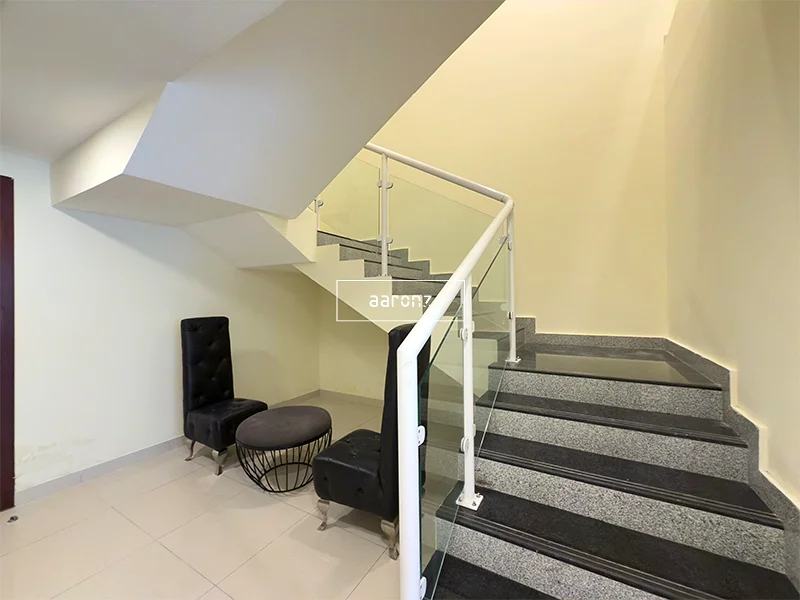دوبلكس من 3 غرف نوم + غرفة خادمة | مفروش بالكامل | شرفة63774718194306114