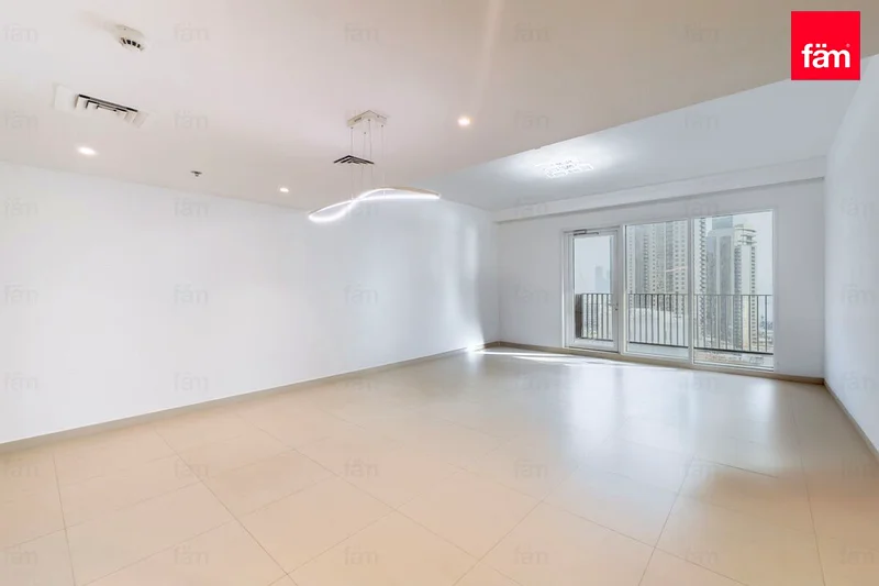 Ready to move | Marina Views | Chiller free |VOT64024949590659113
