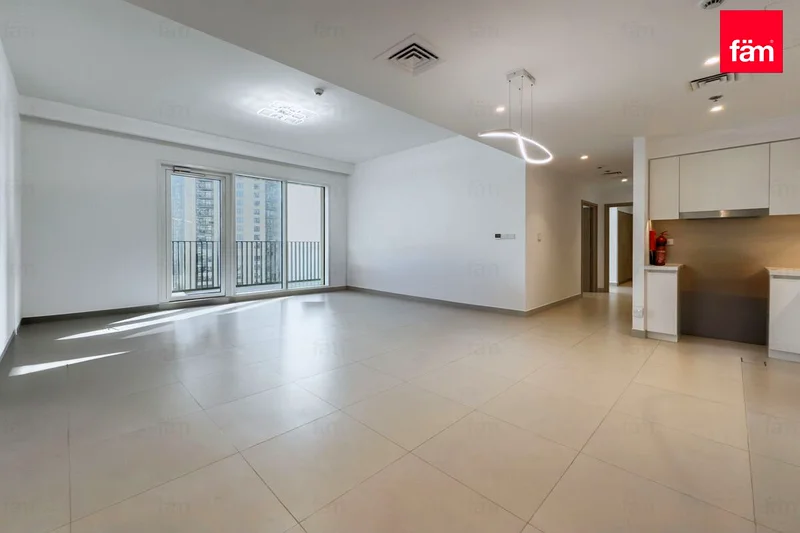 Ready to move | Marina Views | Chiller free |VOT64024949590659110