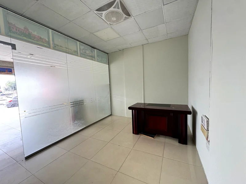 SHOP FOR RENT BEST LOCATIOM63816673259523111