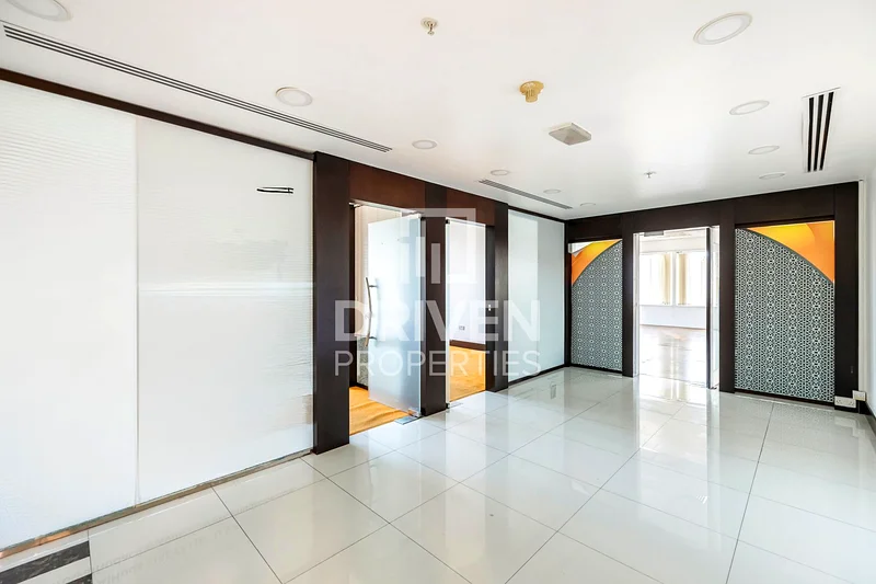 Partitioned | Ready to Move In | Close to Metro64067680737153112