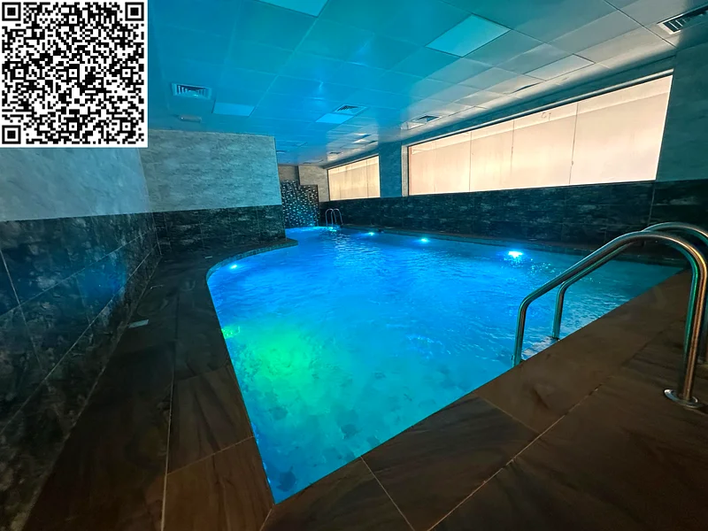 جيم وحمام سباحة مع 3 غرف نوم رئيسية وأنيقة للغاية وصالتي جلوس مع 4 حمامات63711958785537114