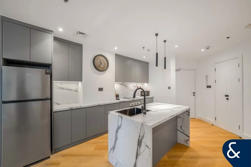 Fully Upgraded | Vacant Now | High Floor64041030958337112