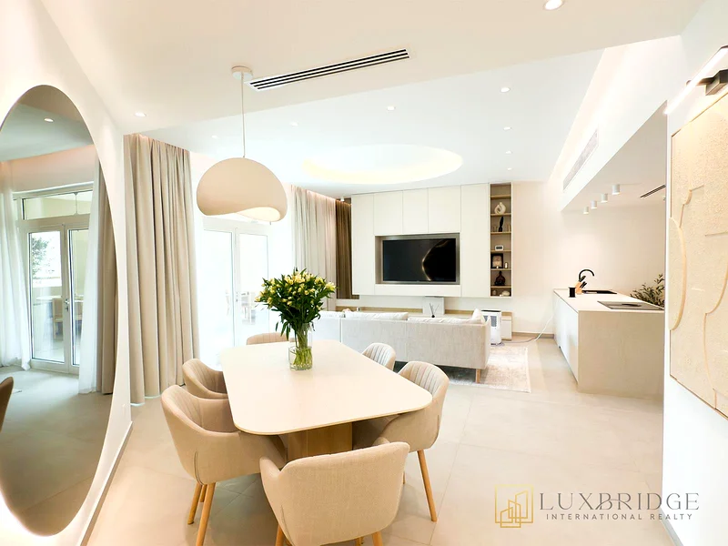 Vacant | Fully Furnished | Upgraded64010344909826113