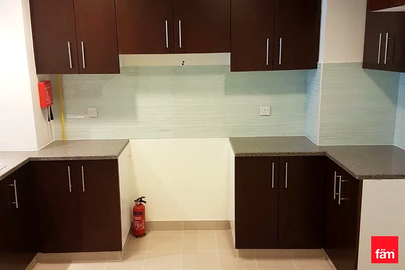 Best price | Great location | Well connected63967757211266114