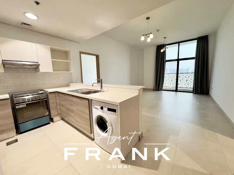 Rented | High Floor | Fully Furnished | Near Metro63967531037955114