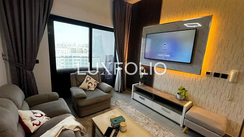 furnished | large layout | Storage room63778781637635112
