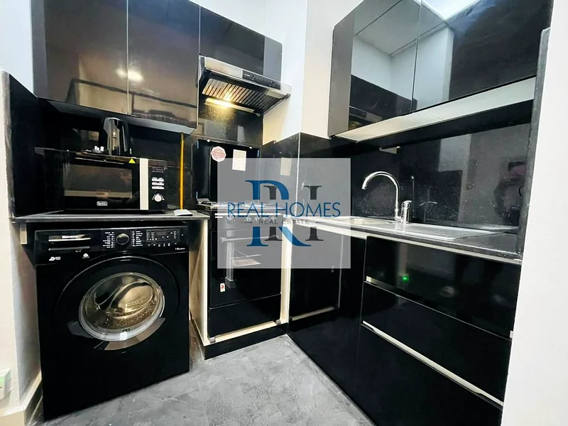 Fully Furnished Studio | Spacious & Bright | Vacant Now63778351253634111