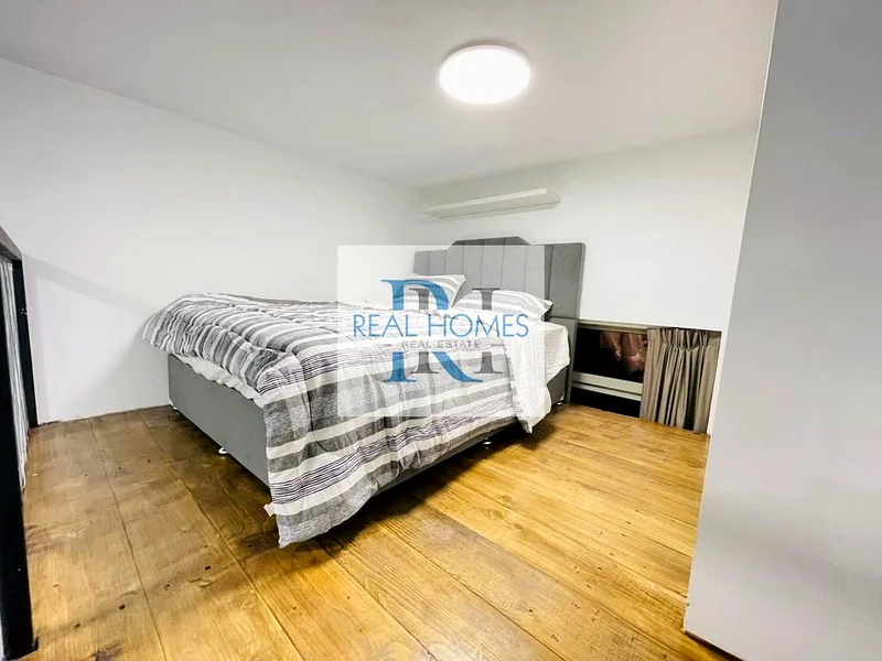 Fully Furnished Studio | Spacious & Bright | Vacant Now63778351253634114