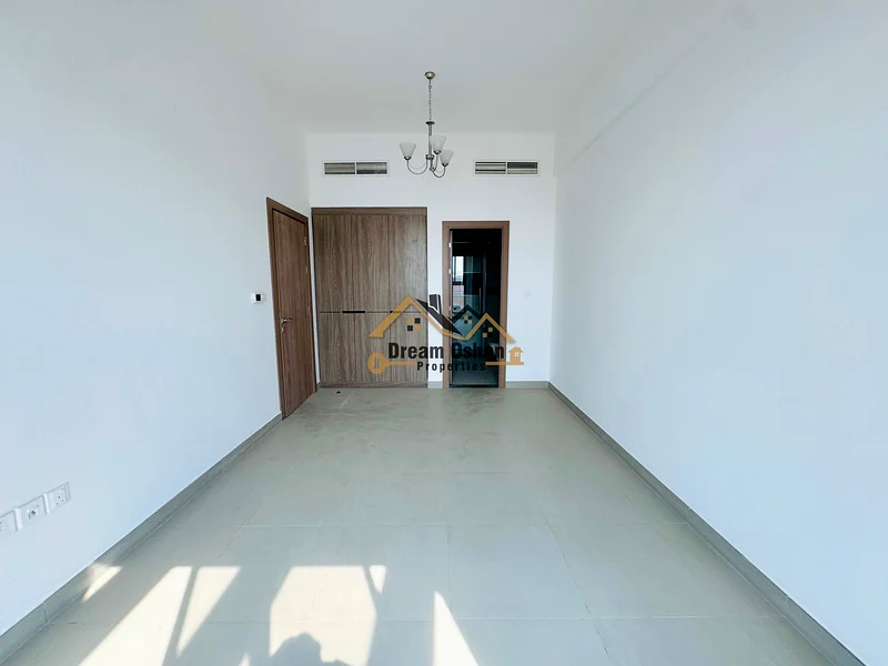 Brand New / Last Unit / 6 Cheque / Ready To Move / All Amenities63742571346945113