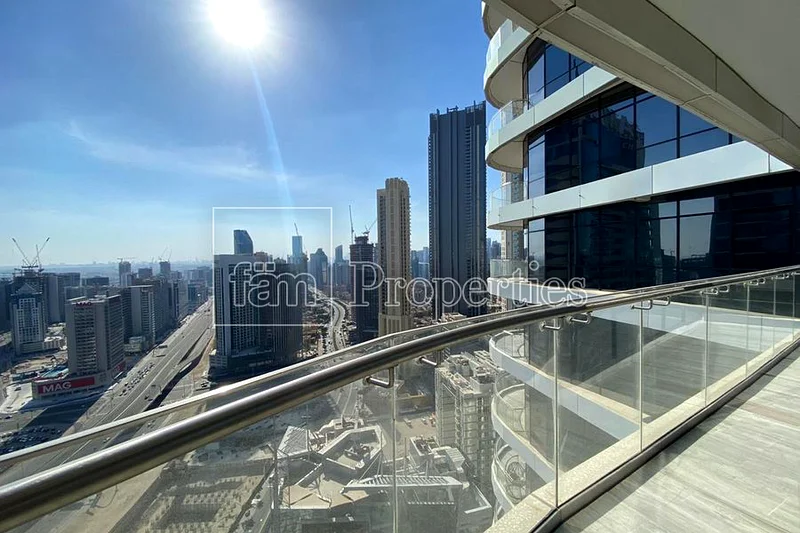 Best Location | Spacious and Bright Ready to move63769140050946112