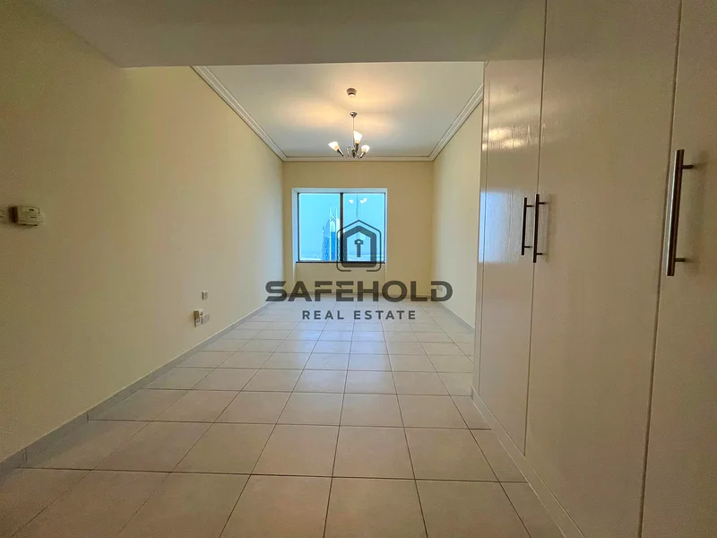 شقة بثلاث غرف نوم مع غرفة غسيل | شارع الشيخ زايد | عائد استثماري مرتفع63746321826307111