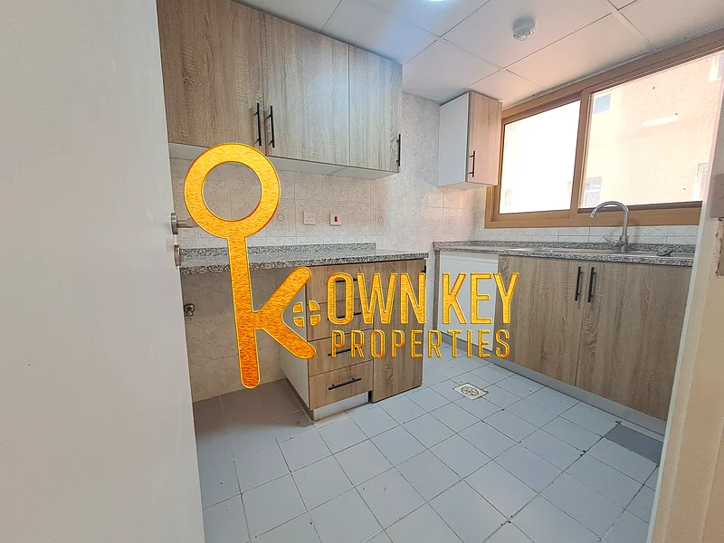 Lavish Studio Apartment Only 45K Very Close Burjman Metro63767363418241114