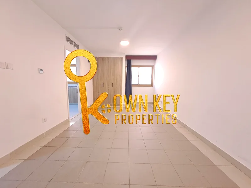 Lavish Studio Apartment Only 45K Very Close Burjman Metro63767363418241111