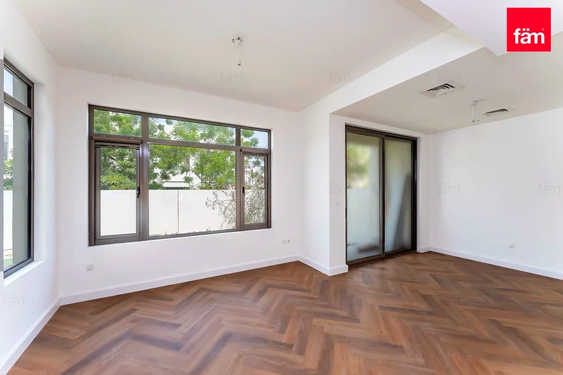 3BR+Study I End Unit Type J I Vacant on Transfer63919101603841113