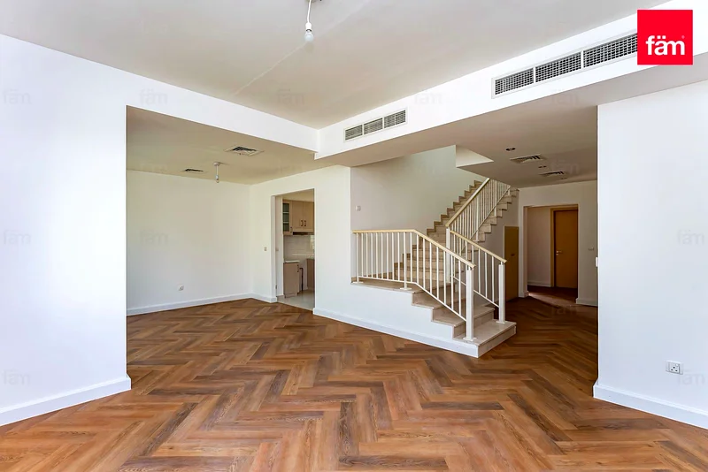 3BR+Study I End Unit Type J I Vacant on Transfer63919101603841111