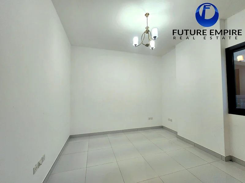 برج جديد | أرضية بيضاء نظيفة | بالقرب من المترو | احجز الآن63739268834561114
